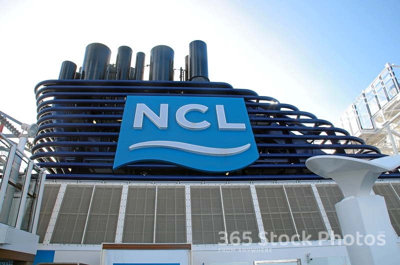 NCL Cruise Ship Logo 121000035