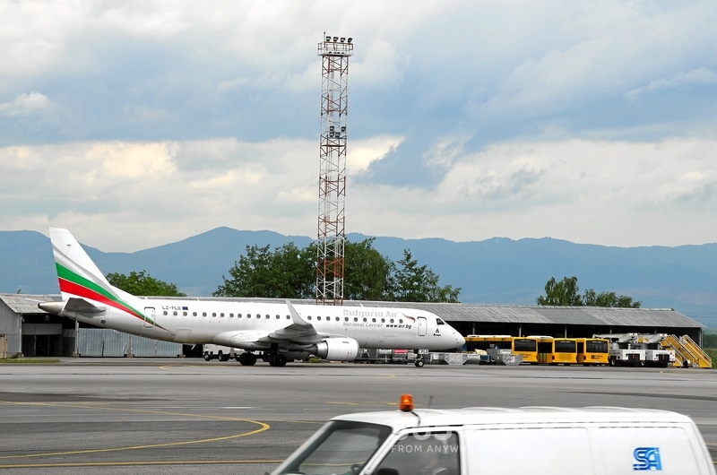 Bulgaria Air Aircraft 410053863