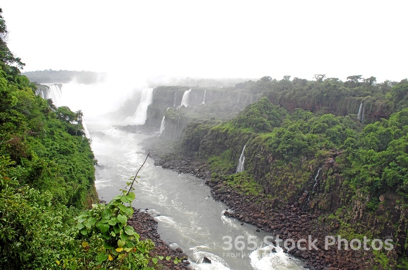 Iguazu falls 699471562