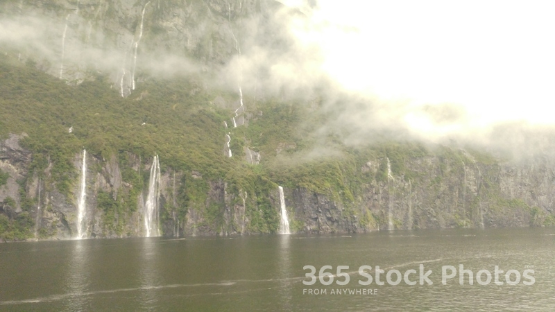 Fiordland Nature Water 863238517