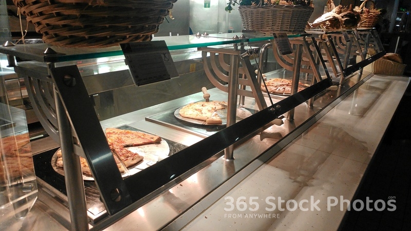 Buffet Pizza cruise ship 912734359